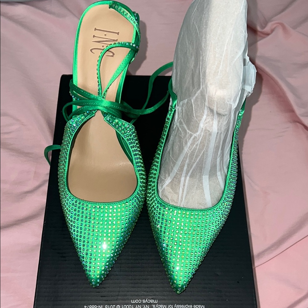 Elegant Green Rhinestone Women's Shoes